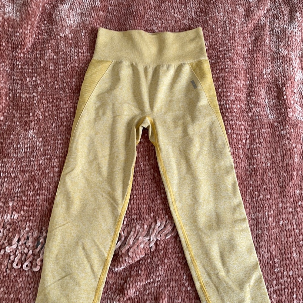 Gymshark flex high waisted leggings- yellow marl